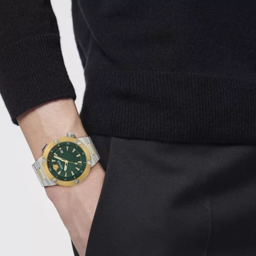 Versace Greca Logo Diver VE8G00524 Férfi Karóra