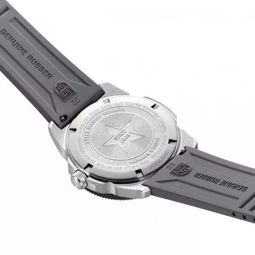 Luminox Pacific Diver XS.CA22M Férfi Karóra