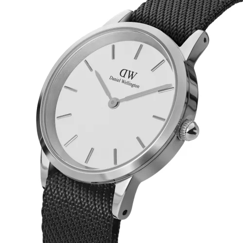 DANIEL WELLINGTON DW00100677 Férfi Karóra